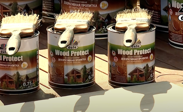 Демонстрация процесса нанесения лазурь-пропитки  DUFA Wood Protect